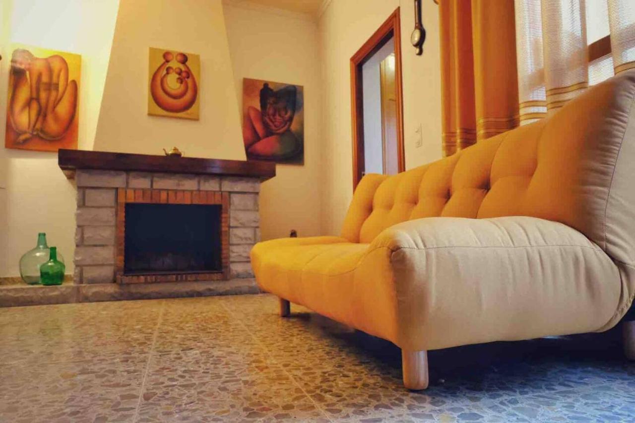 Casa Rural “Ca Robert” Callosa de Ensarriá 외부 사진